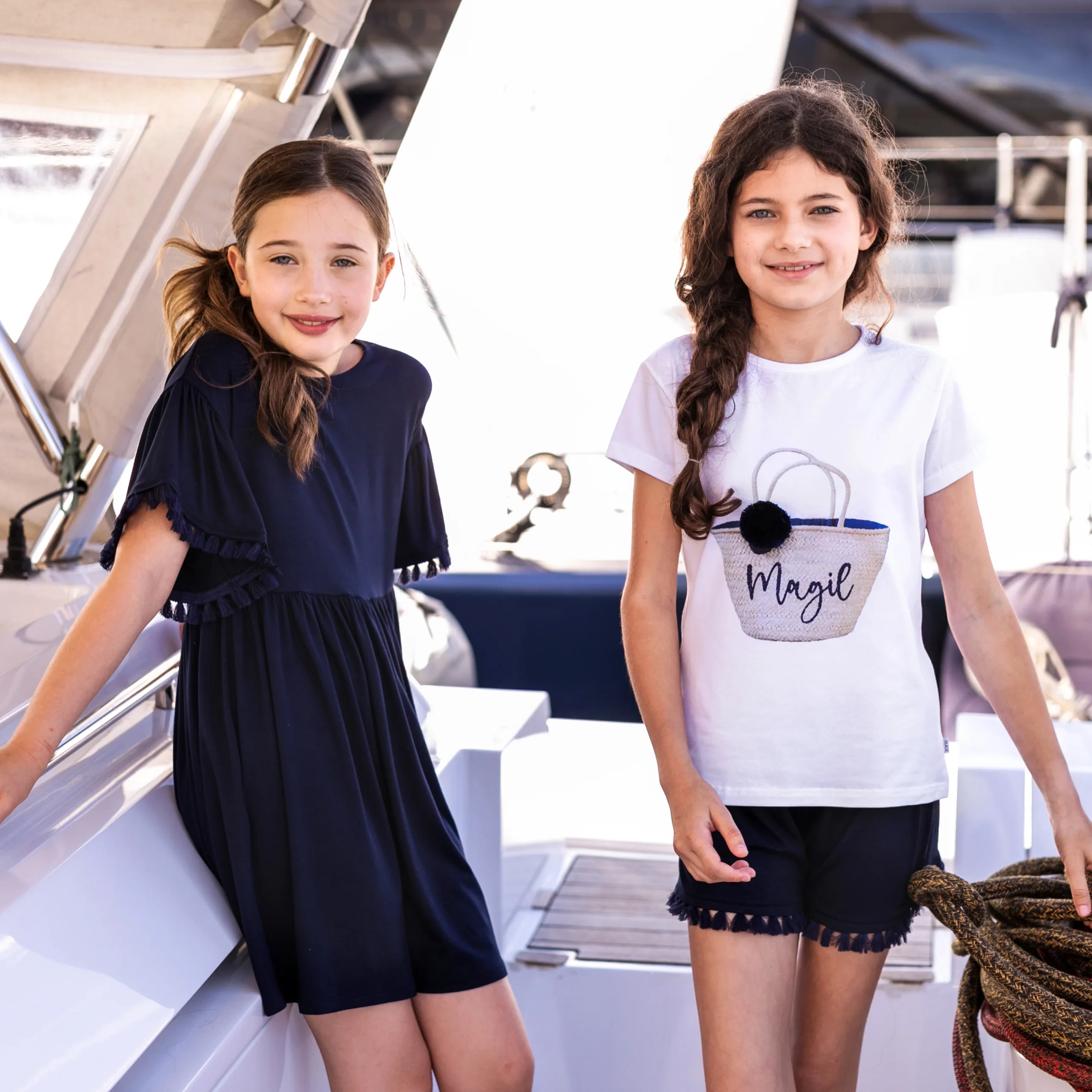 ABITO BLU CON NAPPINE - immagine 2