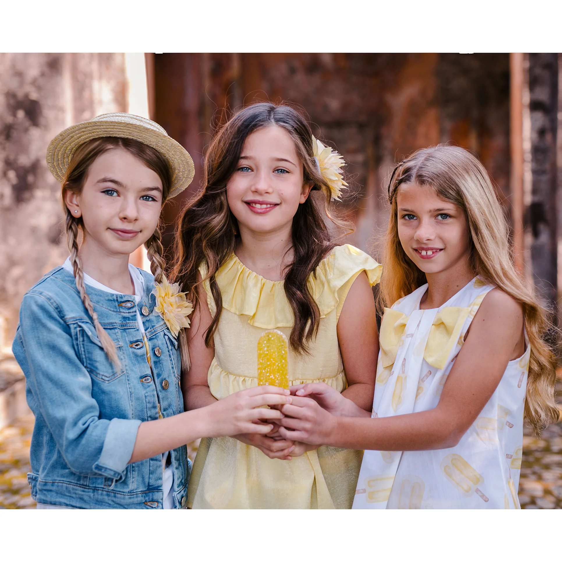 TOP GHIACCIOLI GIALLI CON MAXI FIOCCO