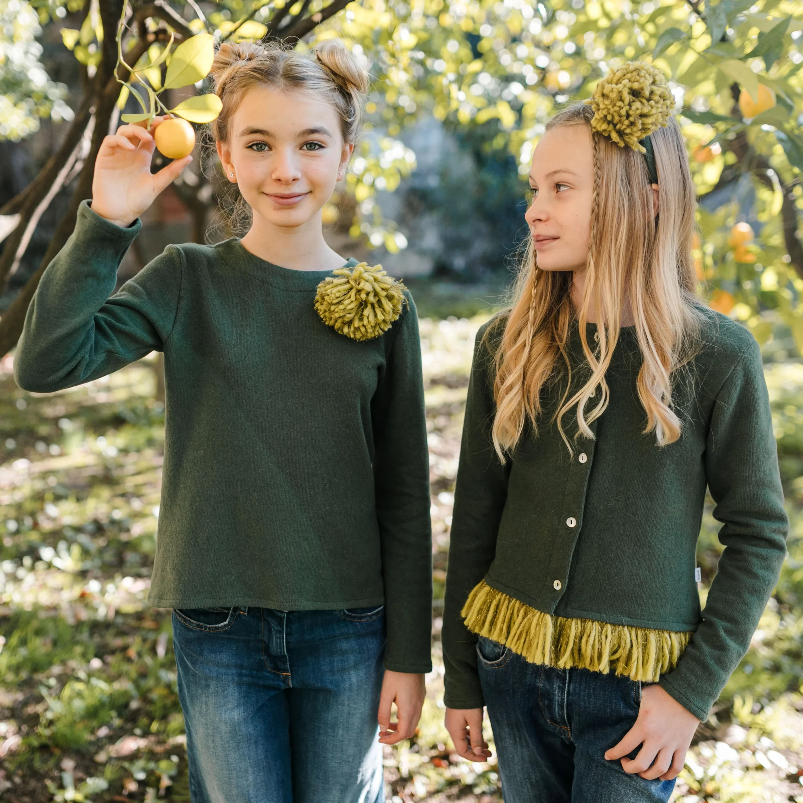 MAGLIA IN CALDO COTONE CON POMPON - immagine 3