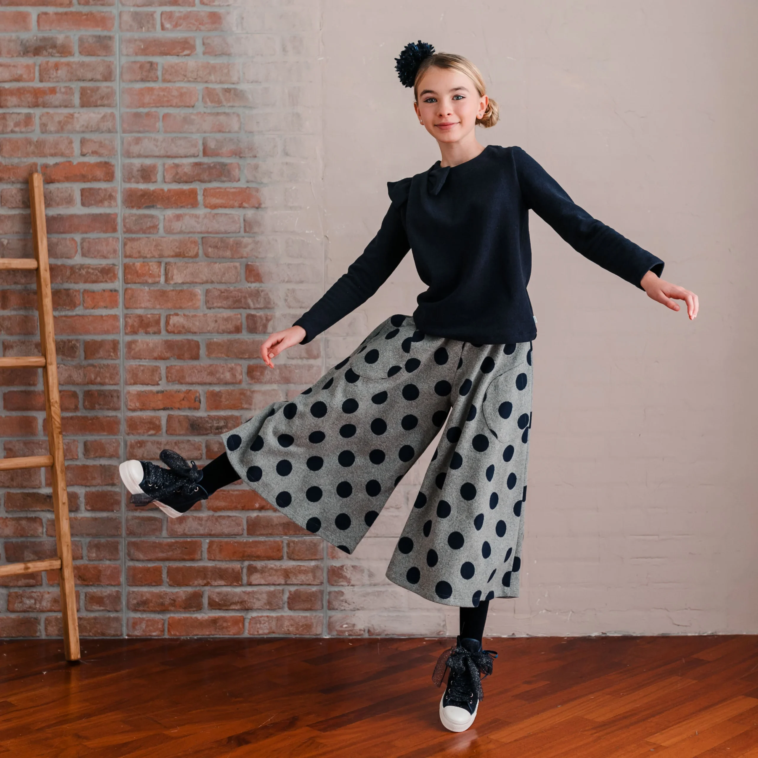 PANTALONE LARGHI IN FELPA FANTASIA