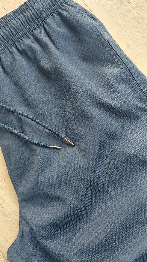 COSTUME UOMO EMPORIO ARMANI A PANTALONCINO LUNGO AL GINOCCHIO COLOR BLU A NIDO D’APE - immagine 3