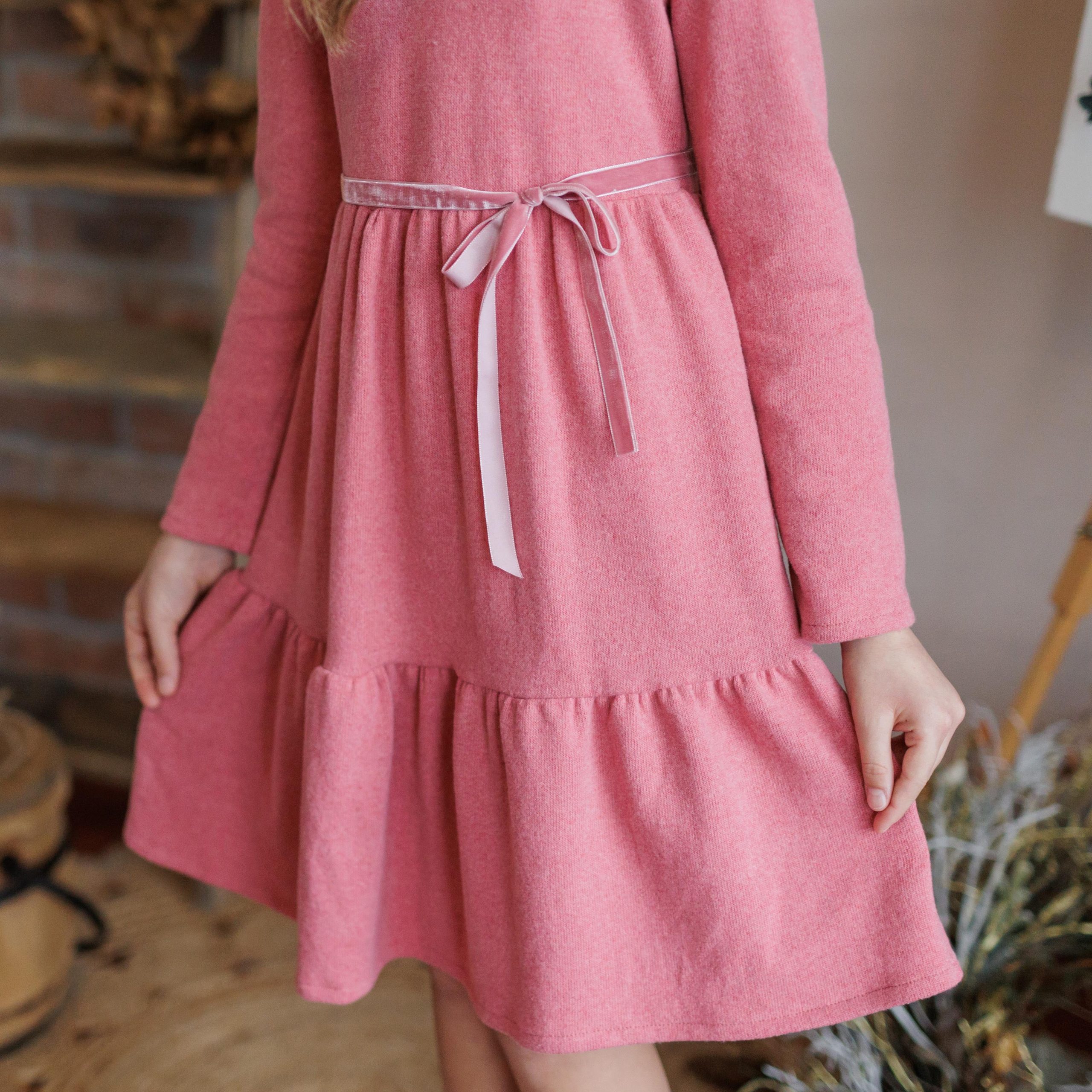 ABITO CALDO COTONE CON BALZE E CINTURA - immagine 3