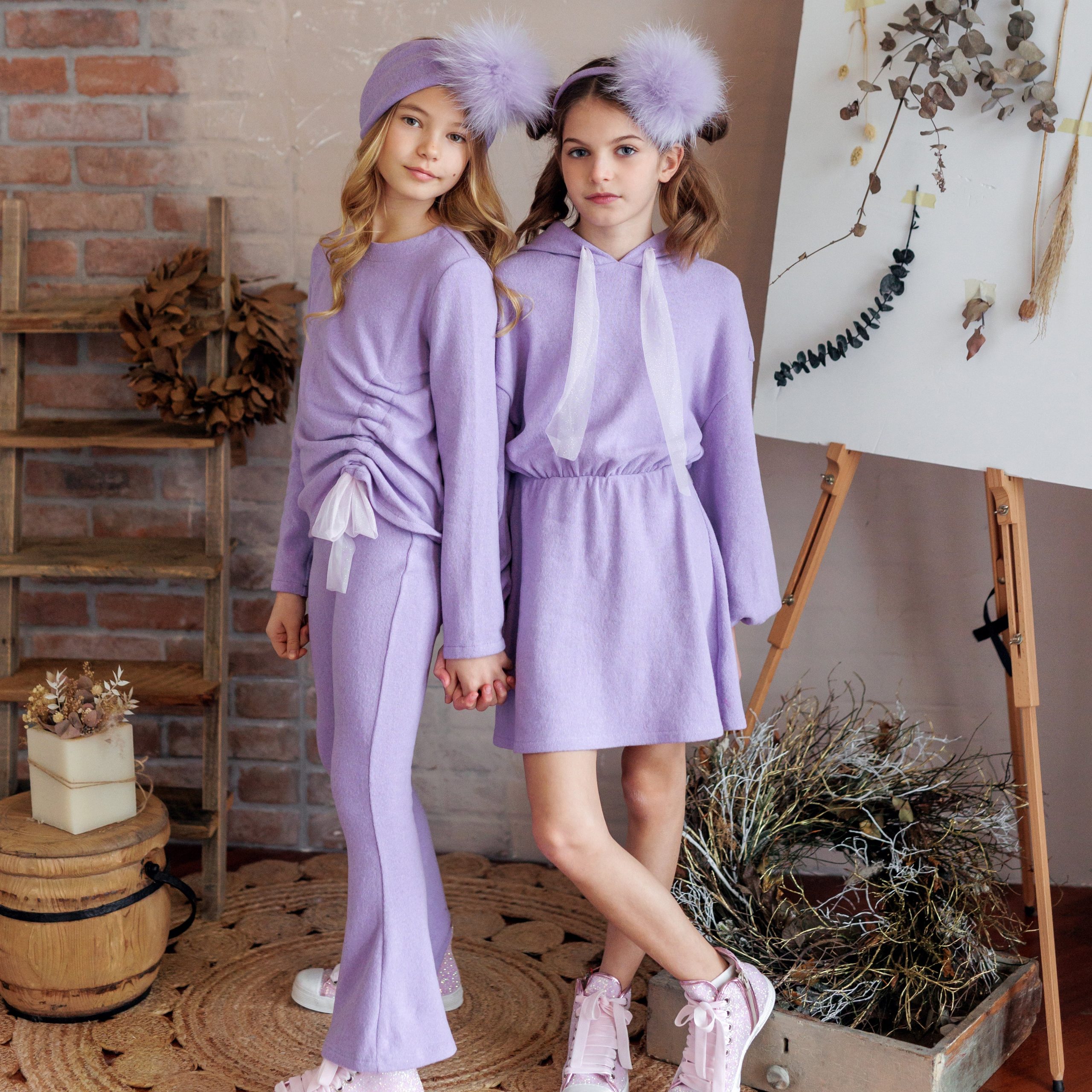 ABITO IN CALDO COTONE CON CAPPUCCIO - immagine 2