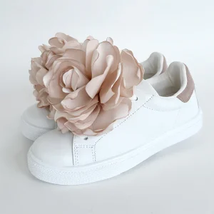 SNEAKERS BASSA CON FIORE IN MIKADO