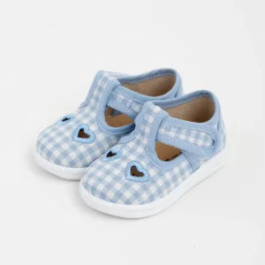 SANDALI CON OCCHIETTI