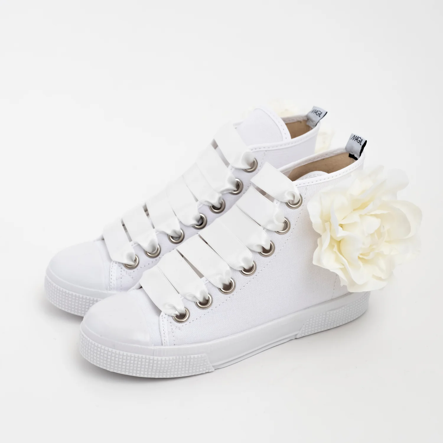 SNEAKERS IN TELA CON FIORE