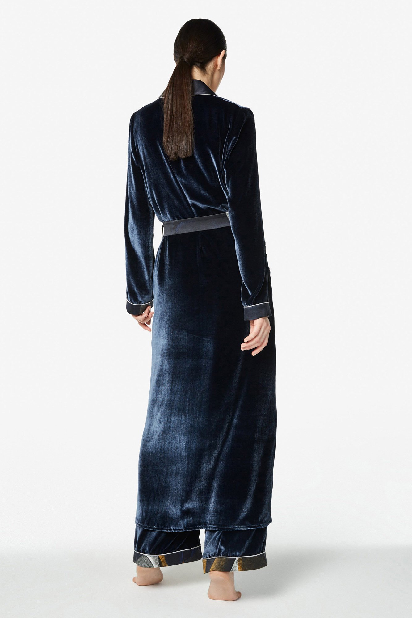 Carolin – Vestaglia lunga in velluto di seta - immagine 9
