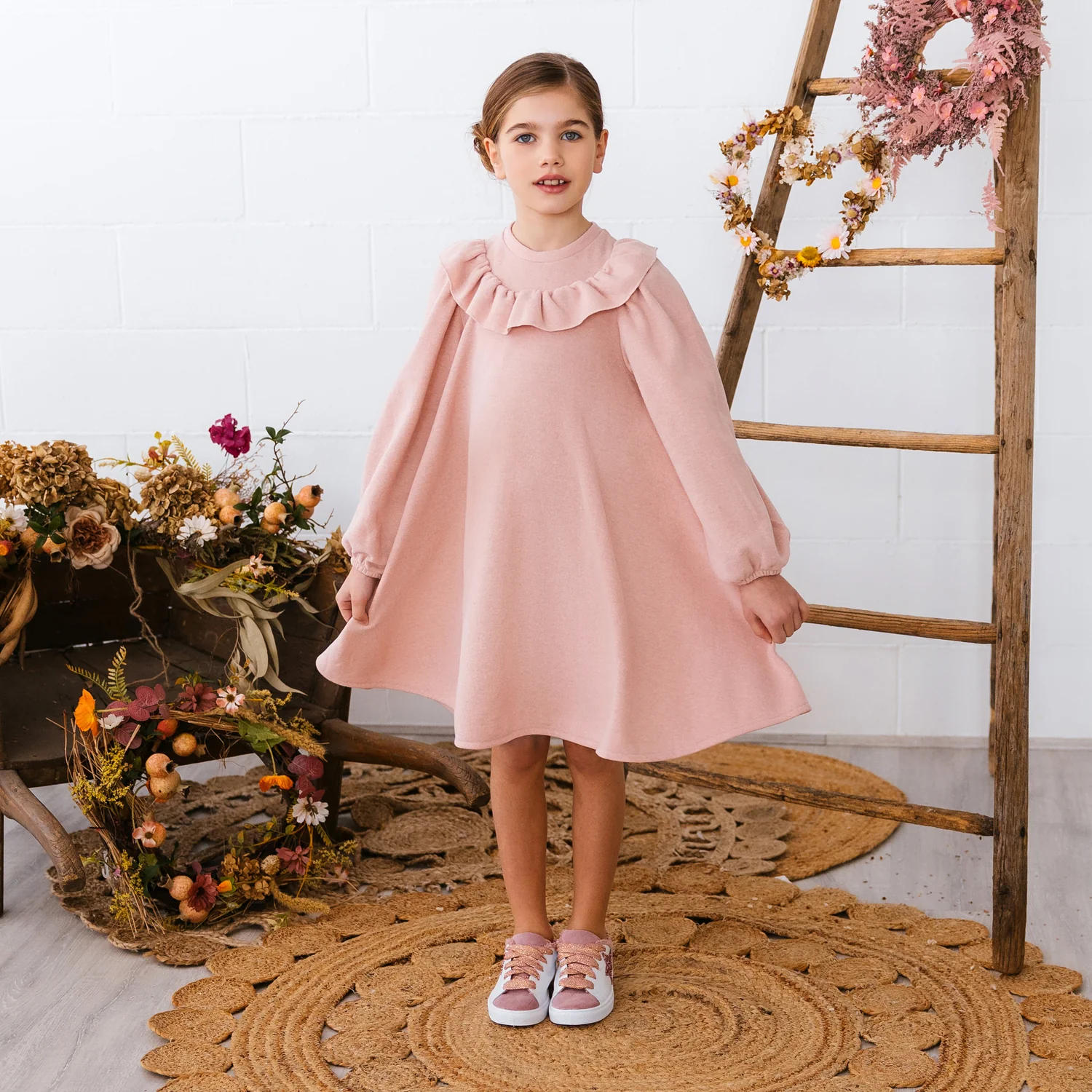 ABITO SCAMPANATO CON ROUCHES - immagine 2