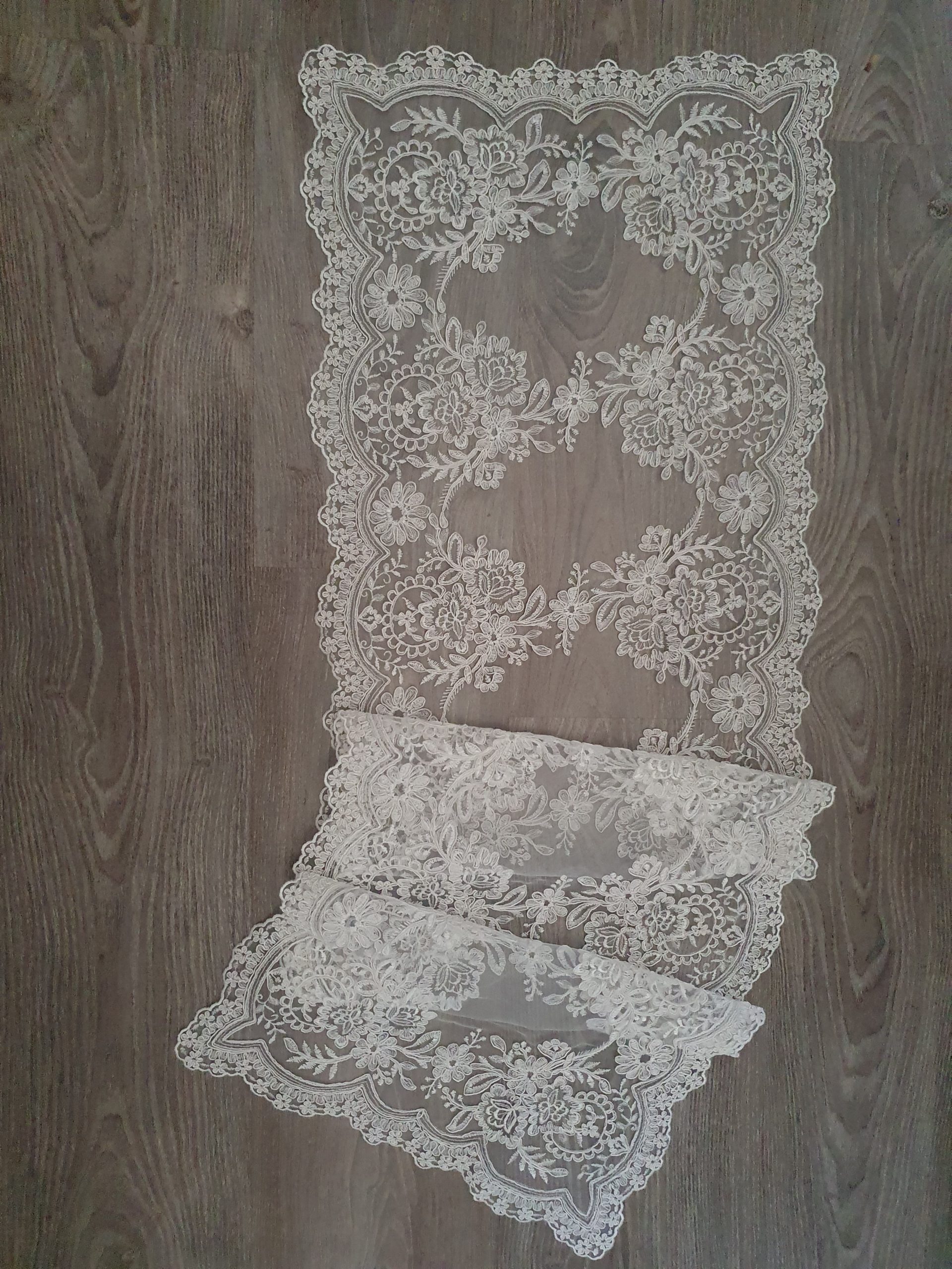 LUANA RUNNER PIZZO REBRODE’ IN SCATOLA MORE’ - immagine 2