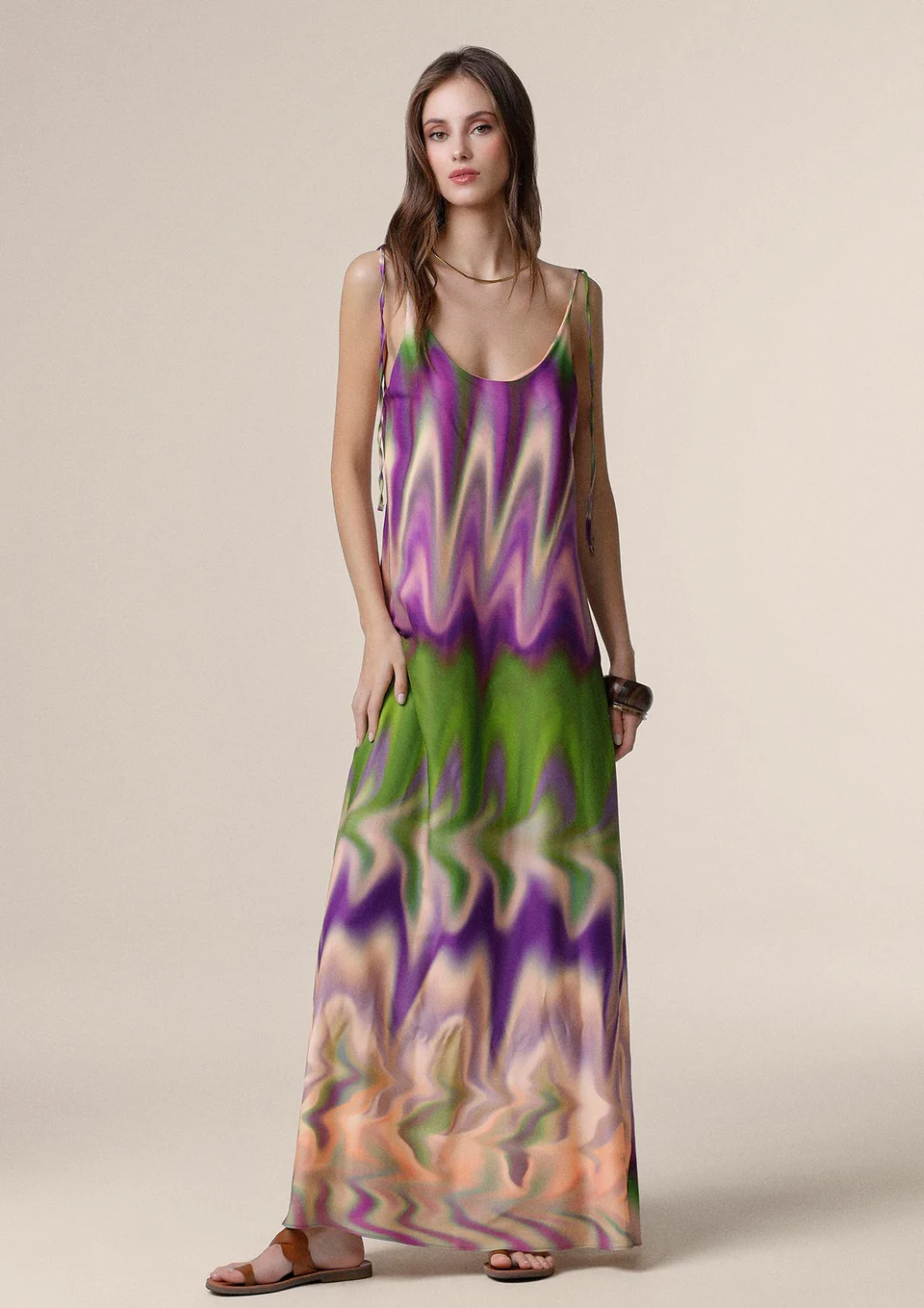 ABITO MARE DONNA ME FUI LUNGO CON SCOLLO SULLA SCHIENA NEI COLORI DEL VIOLA E DEL VERDE - immagine 2