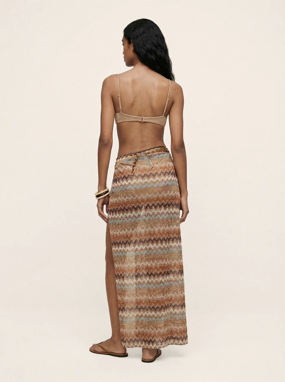 PAREO LUNGO TESSUTO TRAFORATO NEI COLORI CALDI DELLA TERRA - immagine 3