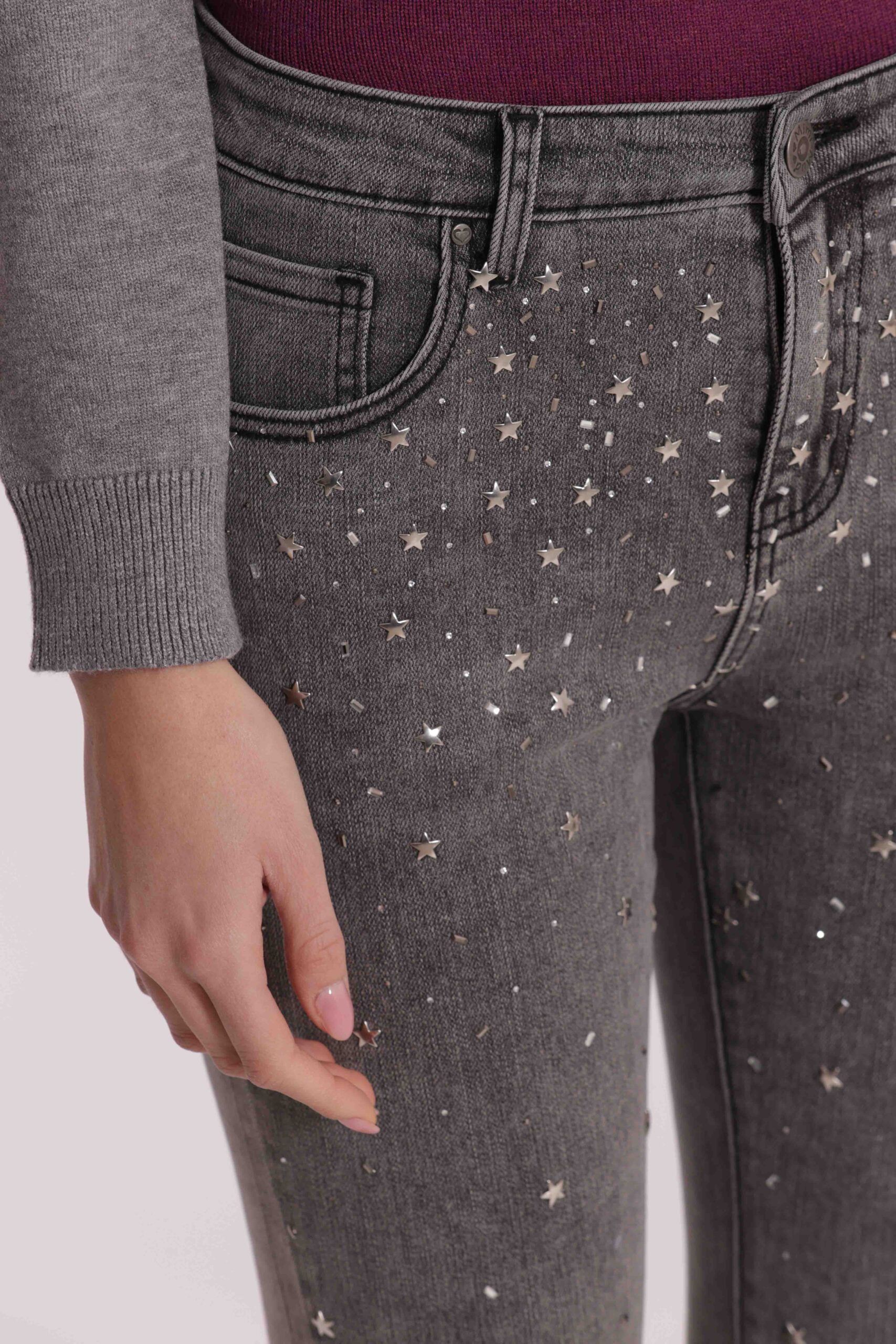 MIMÌ MUÀ Firenze ZDAN-2787 Jeans flare grigio borchie e strass - immagine 3